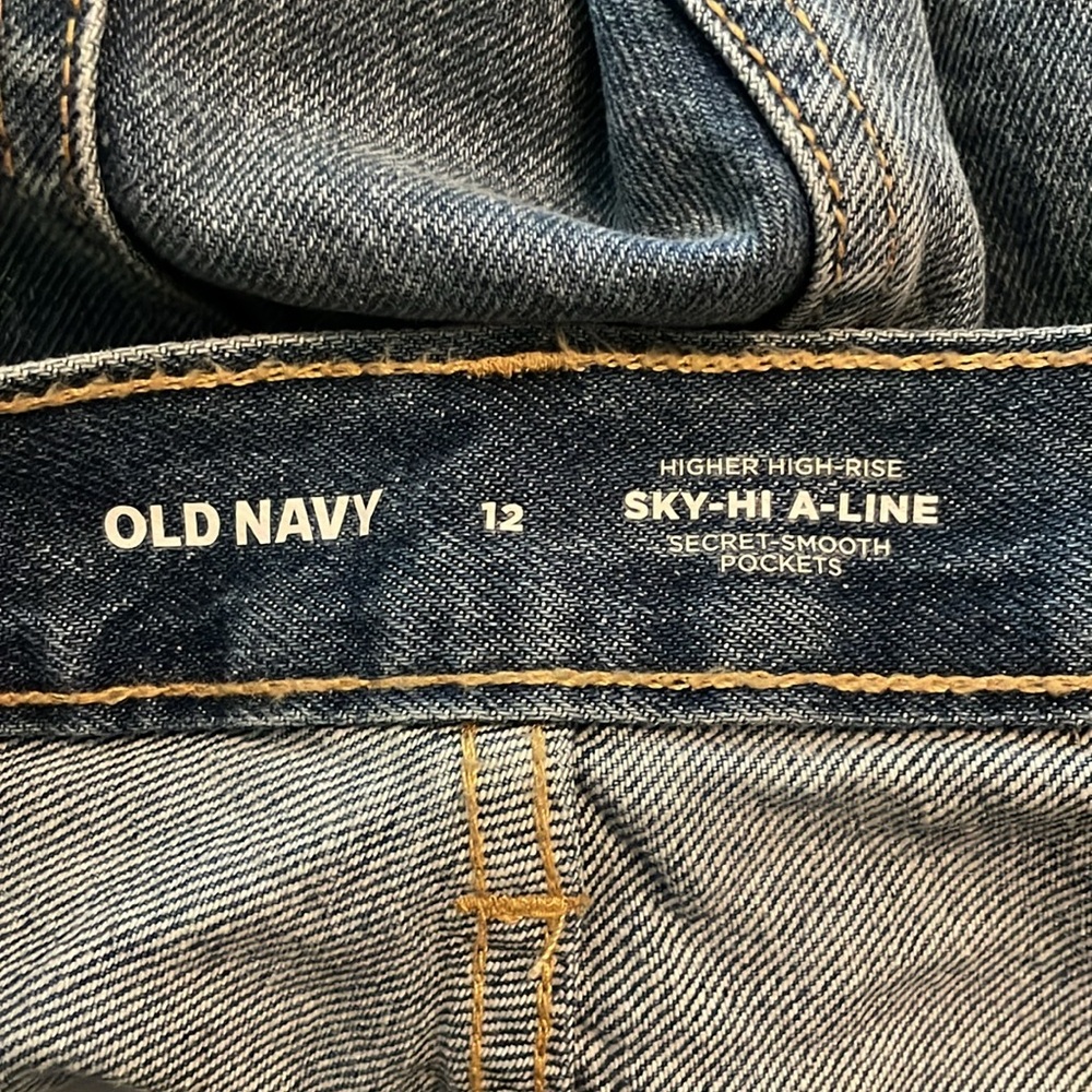 Higher High Rise Denim Shorts - Picture 8 of 9